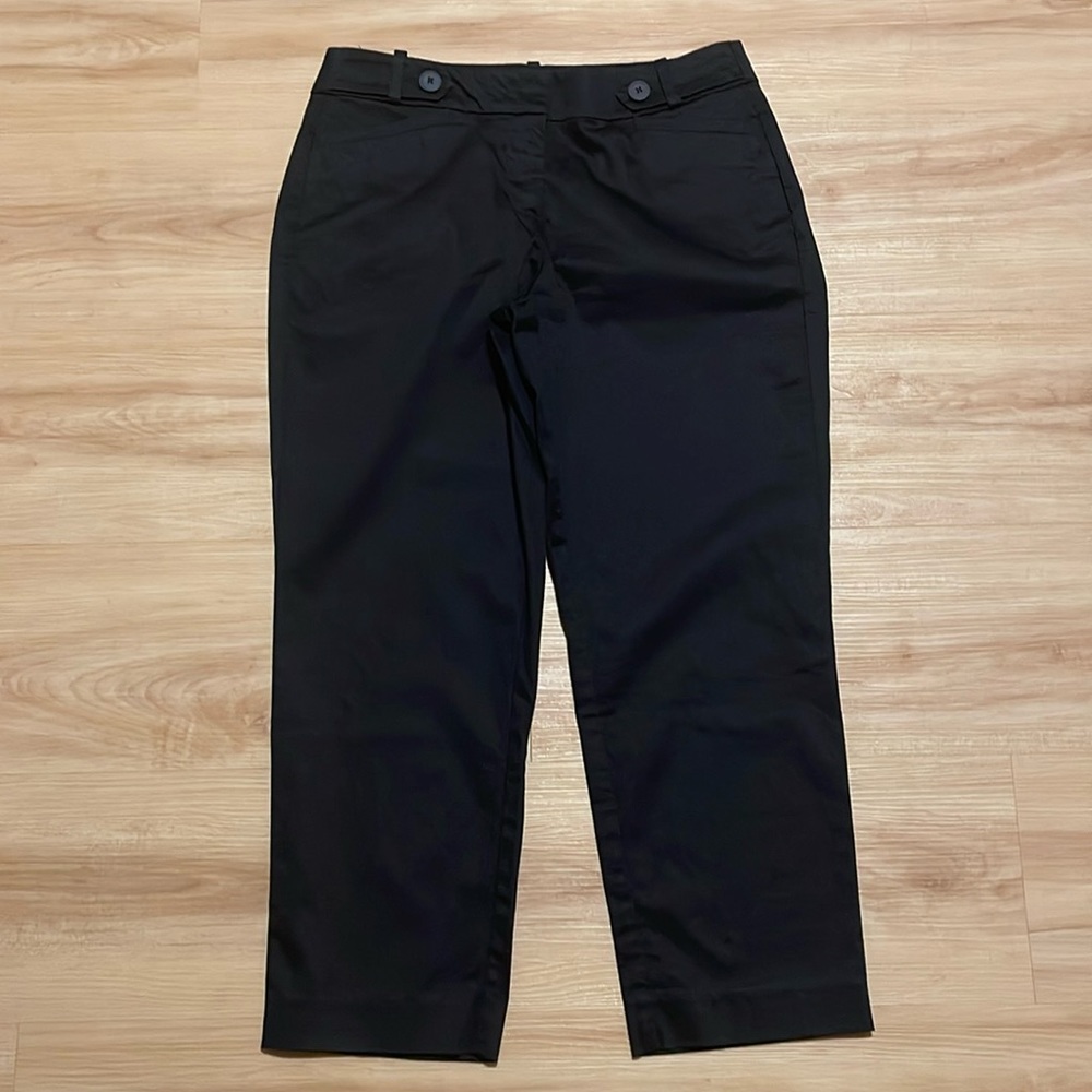 Ann Taylor LOFT Curvy Size 0 Black Crop Pants